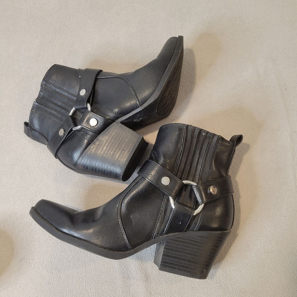 Espirit Antonia Black Pointy Botties Boots PU Upper Size 7.5 M